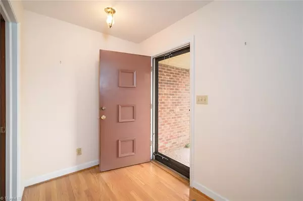 Greensboro, NC 27409,3612 Edgefield RD