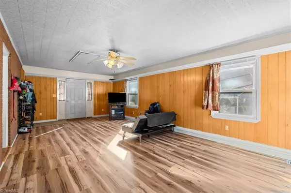 Winston-salem, NC 27107,310 Stewart RD SE