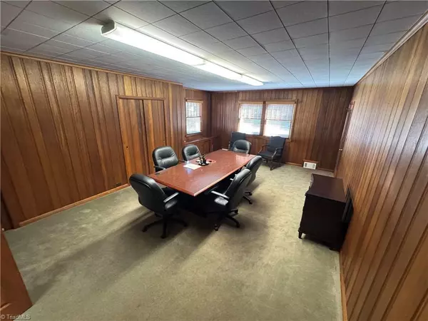 Lexington, NC 27292,503 W Center ST