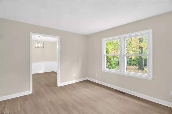 Clemmons, NC 27012,101 Shady Oak CT