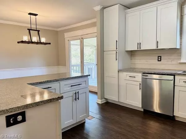 Millers Creek, NC 28651,275 Meadowbrook LN