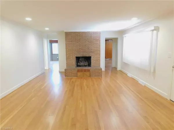 Winston-salem, NC 27104,1901 Angelo ST