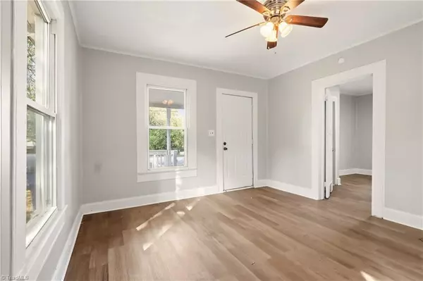 Winston-salem, NC 27107,2051 Bloomfield DR