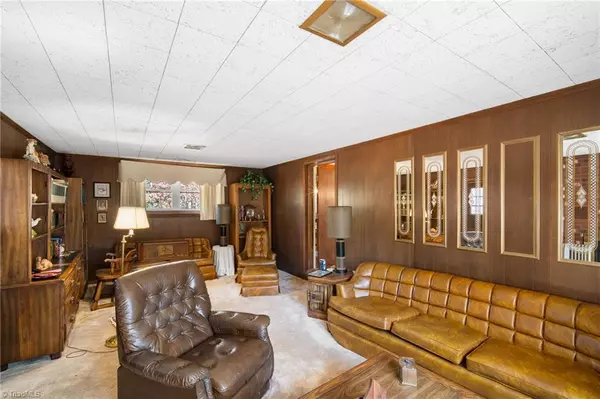 Winston-salem, NC 27107,574 Midway School RD