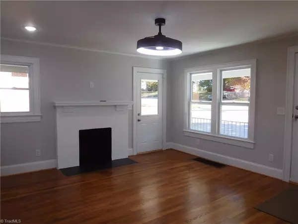 Winston-salem, NC 27103,1432 Miller ST