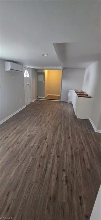 Winston-salem, NC 27103,405 Sunset DR