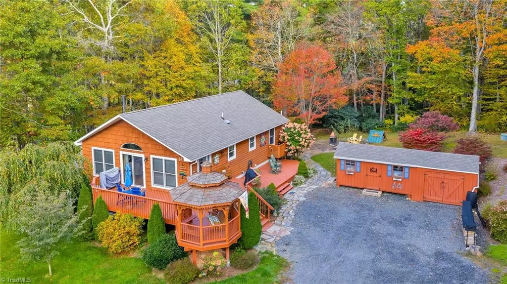 149 Mr Mac DR, Fleetwood, NC 28626