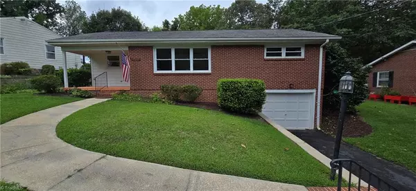 1224 Lamont DR, Winston-salem, NC 27103