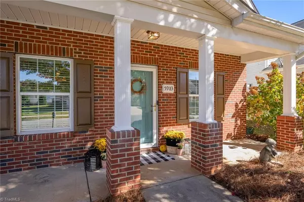 Pfafftown, NC 27040,5983 Odenton LN