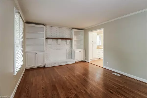 Greensboro, NC 27408,2910 Shamrock DR