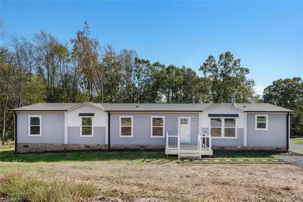 Stoneville, NC 27048,3673 US Highway 220 Bus