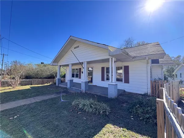 Elkin, NC 28621,531 Elk Spur ST