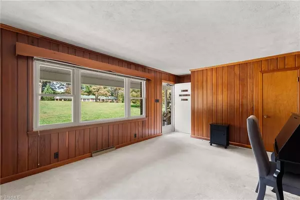 Pfafftown, NC 27040,4380 Wesmar DR