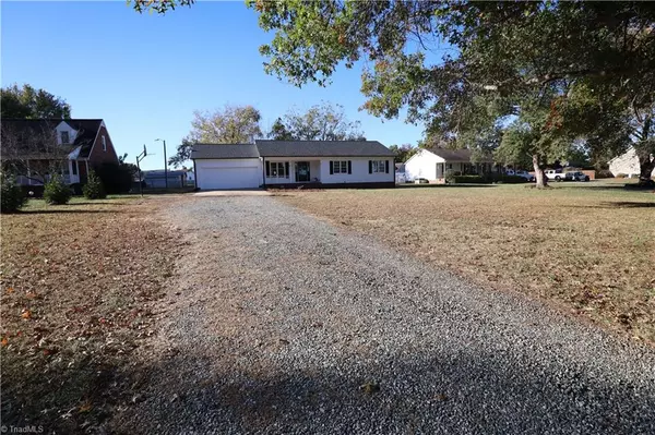 3472 Mine Creek RD, Burlington, NC 27217