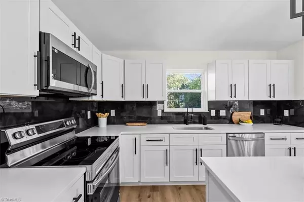 High Point, NC 27260,114 Eccles PL