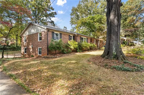 Winston-salem, NC 27104,406 S Cliffdale DR