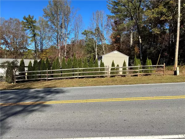 Mount Airy, NC 27030,1261 Turkey Ford RD