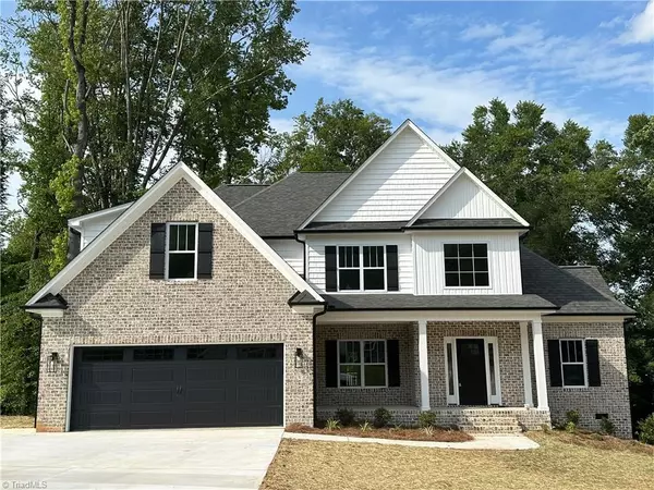 282 Heatherwood DR, Winston-salem, NC 27107