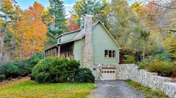 Jefferson, NC 28640,241 Oak Tree LN