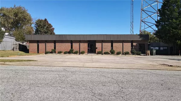 Greensboro, NC 27403,1007 Warren ST