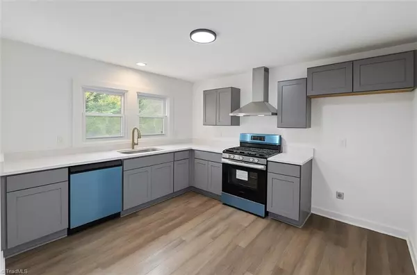 Thomasville, NC 27360,301 Brown ST