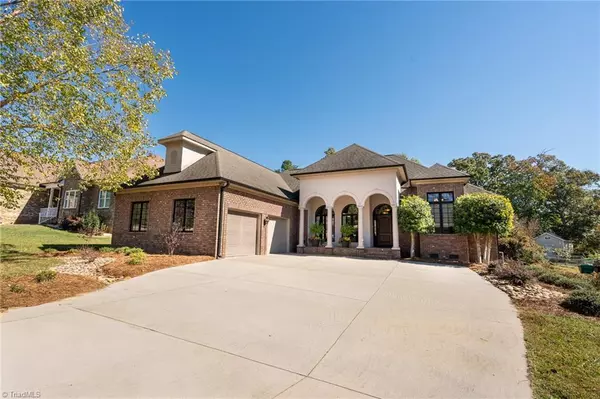 High Point, NC 27265,2632 Maxine DR