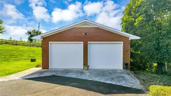 Glendale Springs, NC 28629,354 Old Wilkes RD