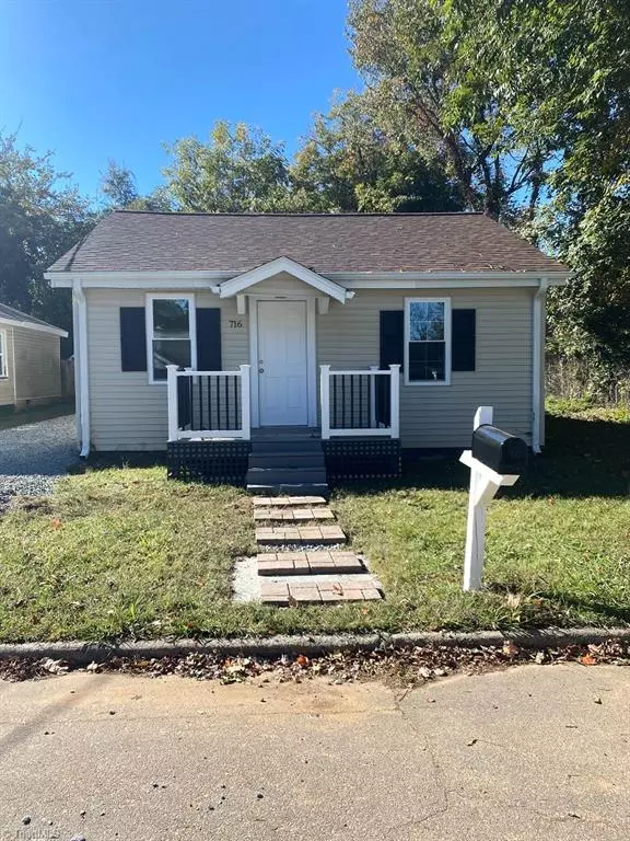 Reidsville, NC 27320,716 Watson ST