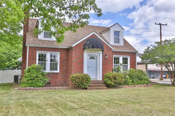 Hickory, NC 28602,2036 1St AVE SW