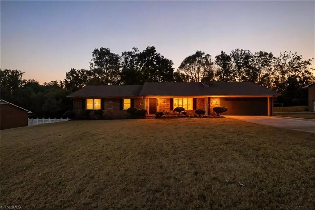 Kernersville, NC 27284,530 Brett DR