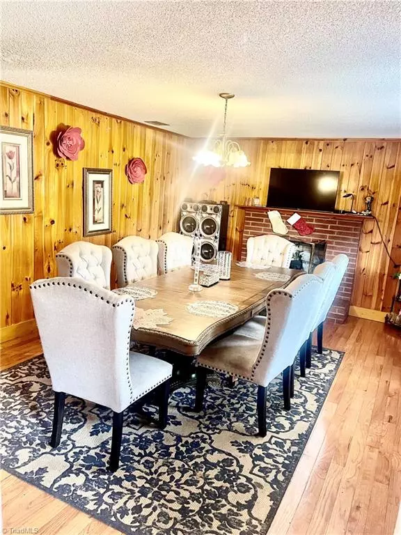 North Wilkesboro, NC 28659,1079 Suncrest Orchard RD