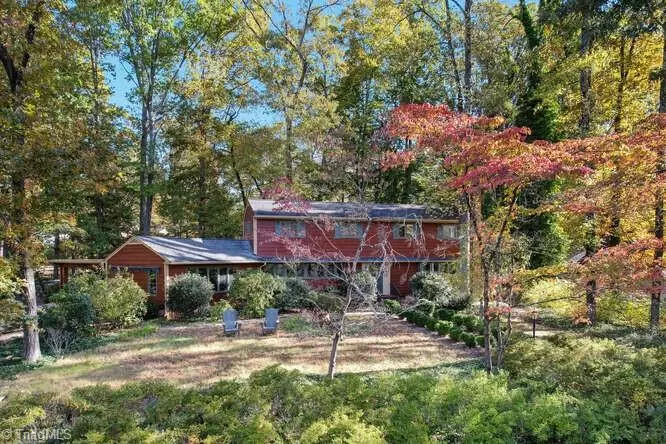 4604 Starmount DR, Greensboro, NC 27410