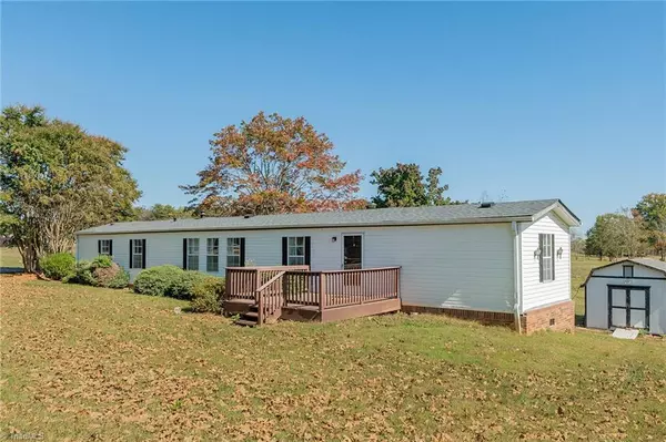 King, NC 27021,1085 Ashburn DR