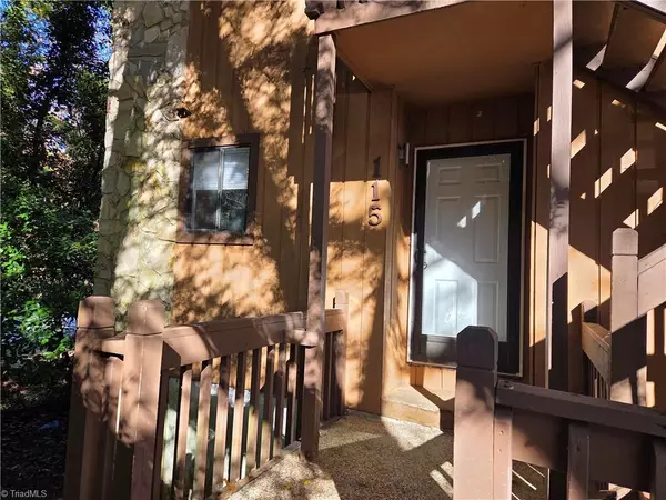 115 Cloister Oaks CIR, Winston-salem, NC 27127