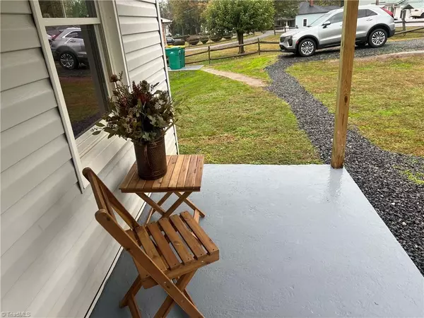 Jonesville, NC 28642,5426 Cedarbrook RD