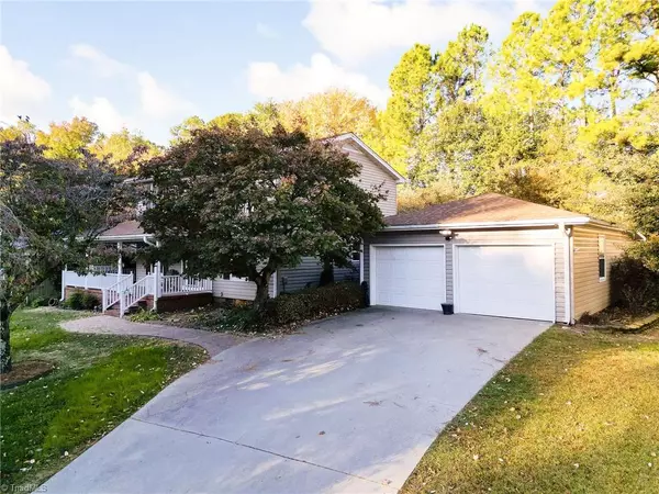 2021 Arden PL, High Point, NC 27265