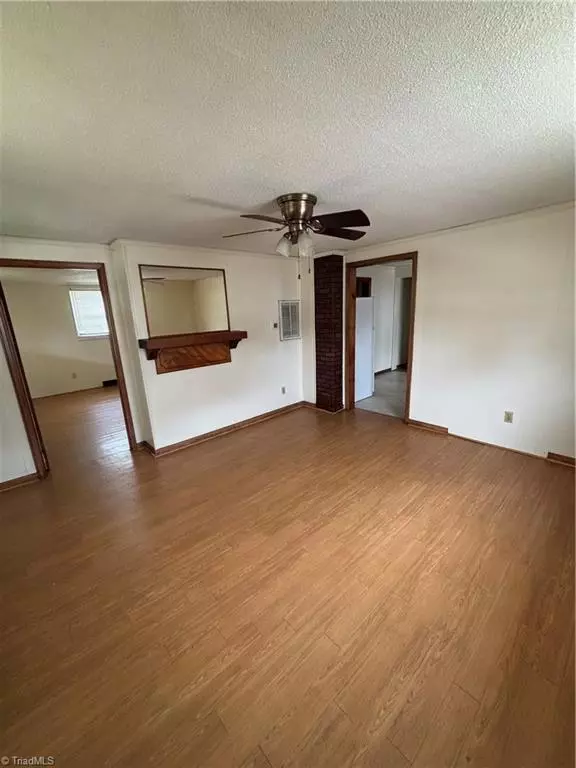 Greensboro, NC 27407,3708 Hewitt ST