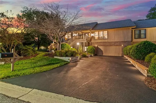 1312 Gilbrook CT, High Point, NC 27262