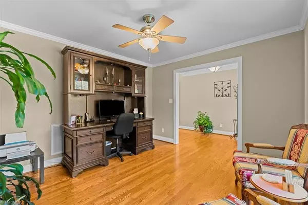 Greensboro, NC 27406,5006 Millpoint RD