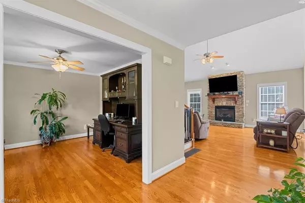 Greensboro, NC 27406,5006 Millpoint RD