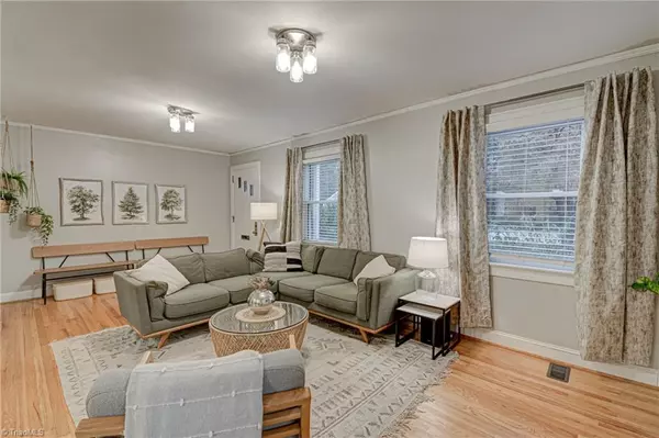 Winston-salem, NC 27103,2218 Sherwood DR