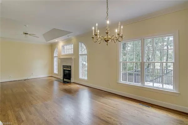 Clemmons, NC 27012,1025 Glen Day DR