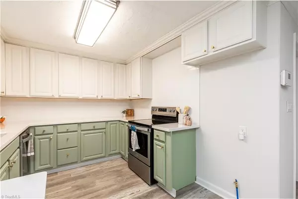 Asheboro, NC 27205,2006 Lambert DR