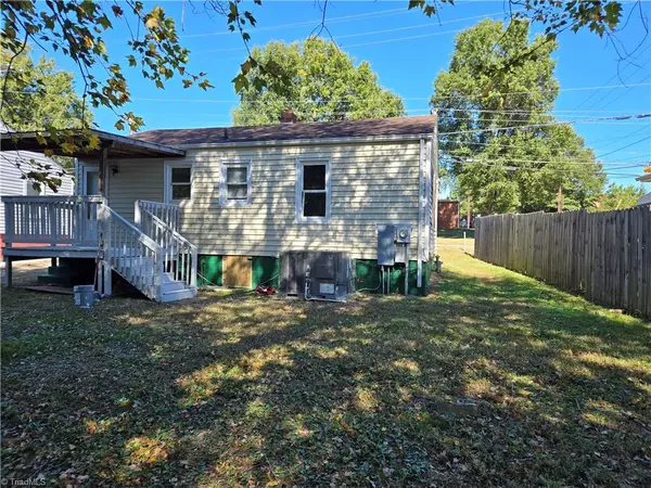 Graham, NC 27253,102 W Parker ST