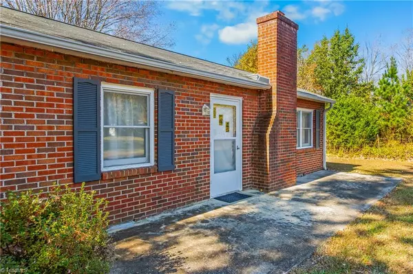 Mocksville, NC 27028,2007 Farmington RD