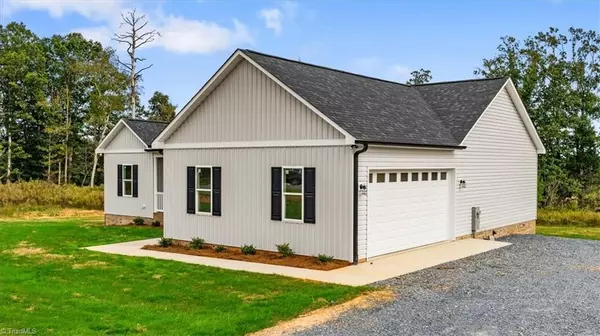 Asheboro, NC 27205,3302 Fox Glow TRL