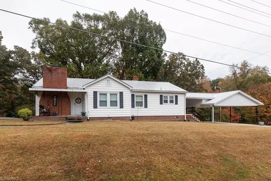 232 Joe Moore RD, Thomasville, NC 27360