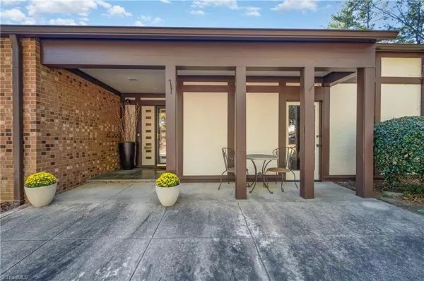 High Point, NC 27262,1127 Gatehouse RD