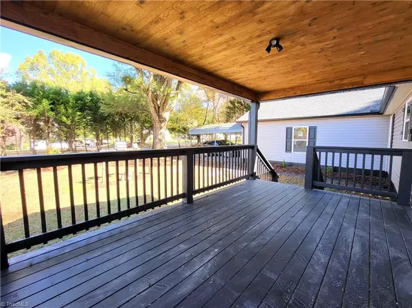 Kernersville, NC 27284,9238 Glen Cross DR