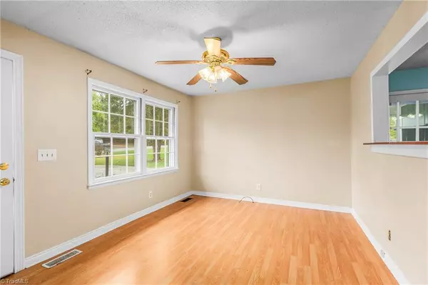 Mocksville, NC 27028,50 Whitney RD